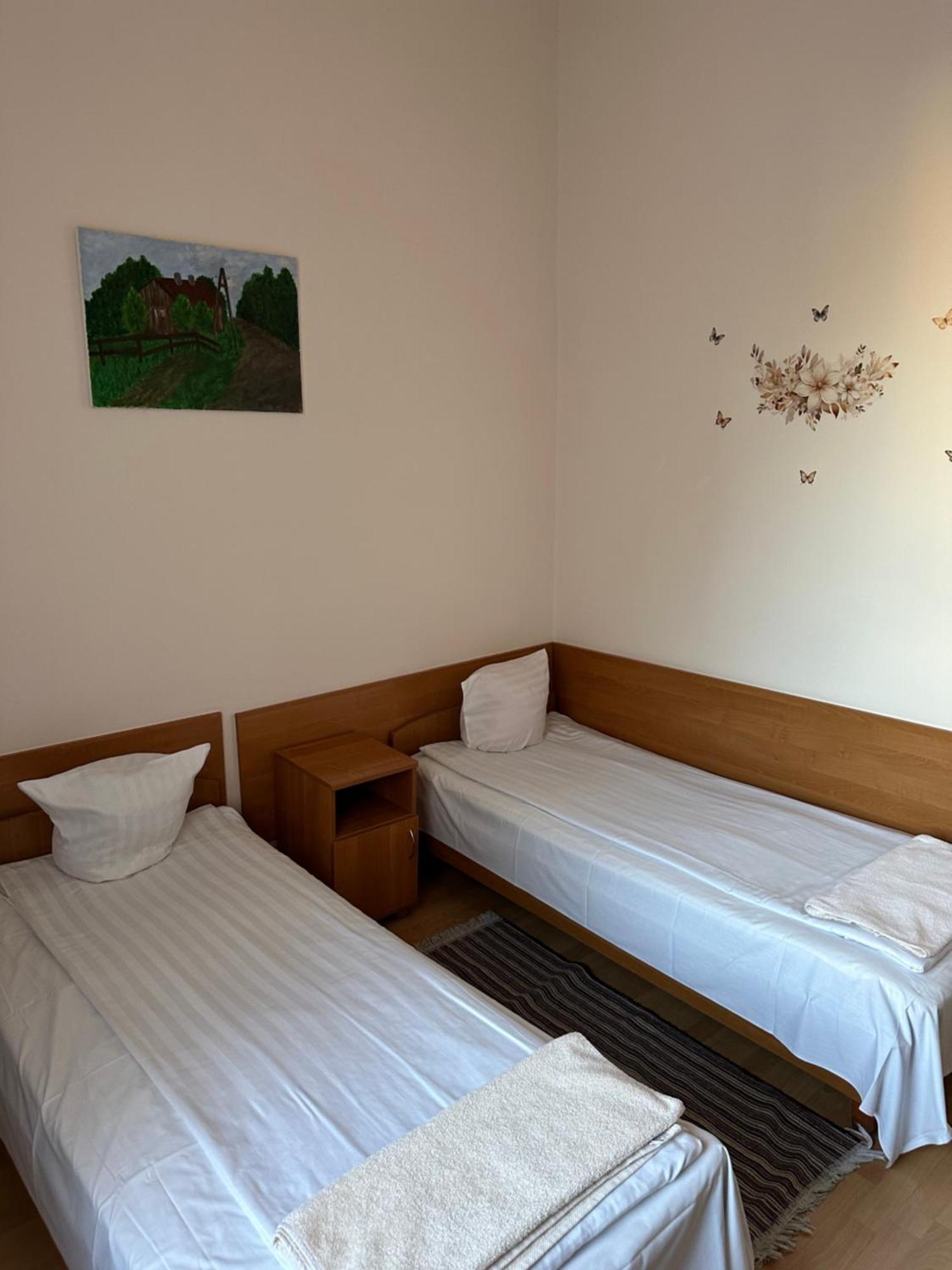 Hotel Haga Çestohova Dış mekan fotoğraf