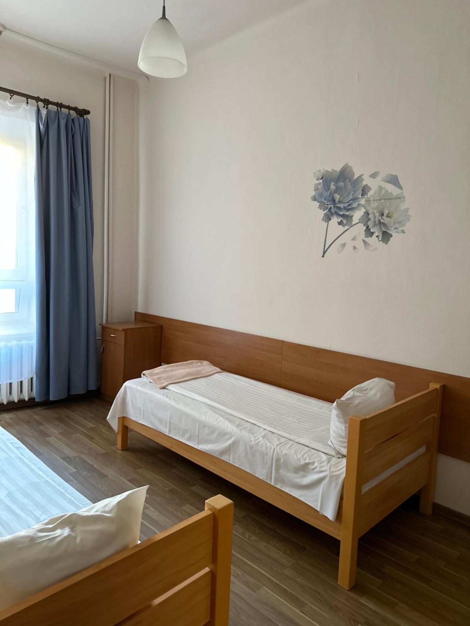 Hotel Haga Çestohova Dış mekan fotoğraf