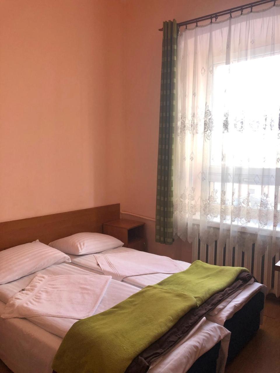 Hotel Haga Çestohova Dış mekan fotoğraf